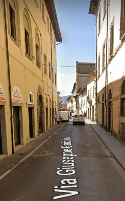 Piccolo Garibaldi Appartamento Arezzo Bagian luar foto