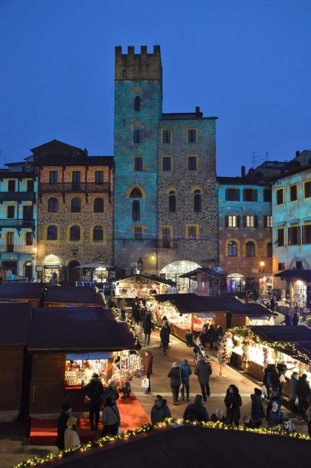 Piccolo Garibaldi Appartamento Arezzo Ruang foto